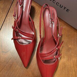 MUCCCUTE Red Patent Leather Slingback Kitten Heels Pointed Buckle Shoes